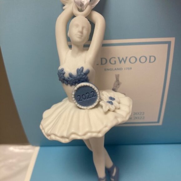Wedgwood Ballerina - Picture 3 of 4